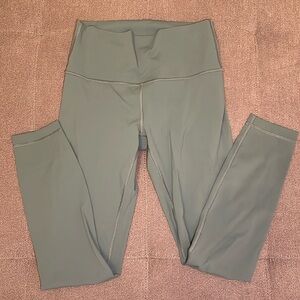 Lululemon Leggings- Size 6